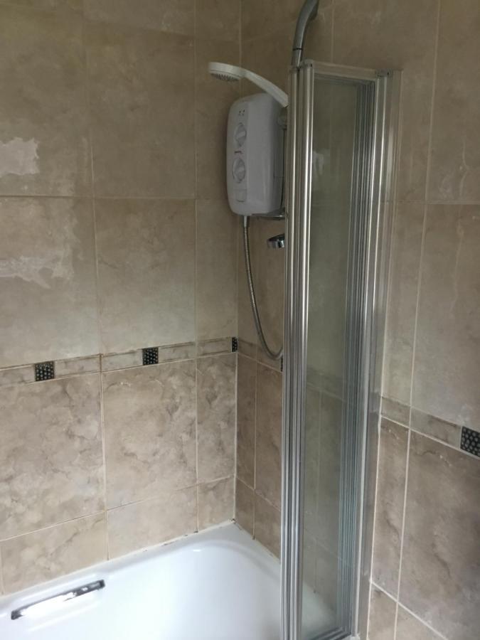 2 Bed Cottage Честер Экстерьер фото