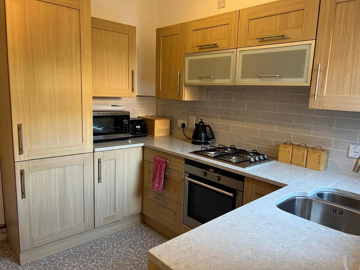 2 Bed Cottage Честер Экстерьер фото